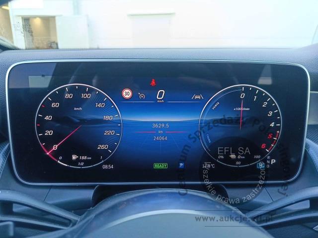 10 - Mercedes - Benz GLC 300 de 4-Matic Avantgarde 2025r. Pojazd znajduje się w firmie ARCTOS GROUP sp. z o.o. Al. Krakowska 7, 02-183 Warszawa