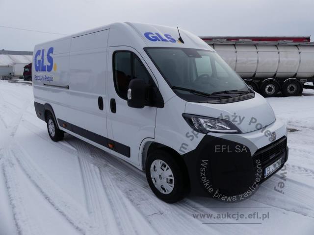 2 - TOYOTA PRACE MAX 2.2 D4D L4H2 140KM 2024r.