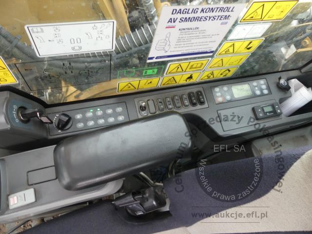 18 - Koparka gąsienicowa CATERPILLAR 318 EL 2015r.