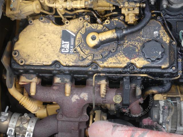 27 - Koparka gąsienicowa CATERPILLAR 318 EL 2015r.