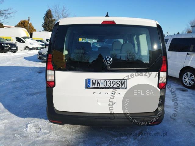 5 - Volkswagen Caddy V 2.0 TDI Kombi 2021r. WW039SM Pojazd znajduje się w firmie ARCTOS GROUP sp. z o.o. Al. Krakowska 7, 02-183 Warszawa