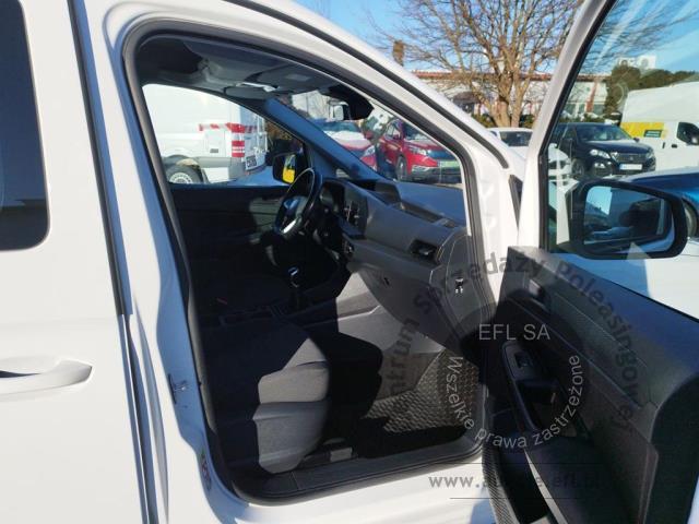 10 - Volkswagen Caddy V 2.0 TDI Kombi 2021r. WW039SM Pojazd znajduje się w firmie ARCTOS GROUP sp. z o.o. Al. Krakowska 7, 02-183 Warszawa