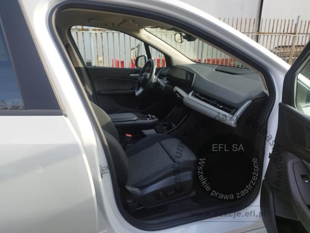 11 - BMW Seria 2 218i aut 2022r. WND1827C UWAGA!! Pojazd znajduje się w firmie Arctos Sp. z o.o. Warszawa, Al. Krakowska 7, 02-183 Warszawa