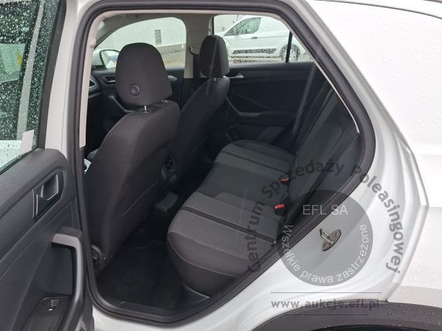 7 - Volkswagen T-ROC 1.5 TSI Life Hatchback 2023r. DW8UE37 Magnice