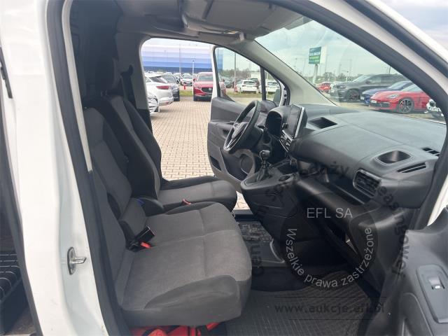 9 - Opel Combo Cargo 1.5 CDTI 2t Enjoy 2022r. DW5RY86 Magnice