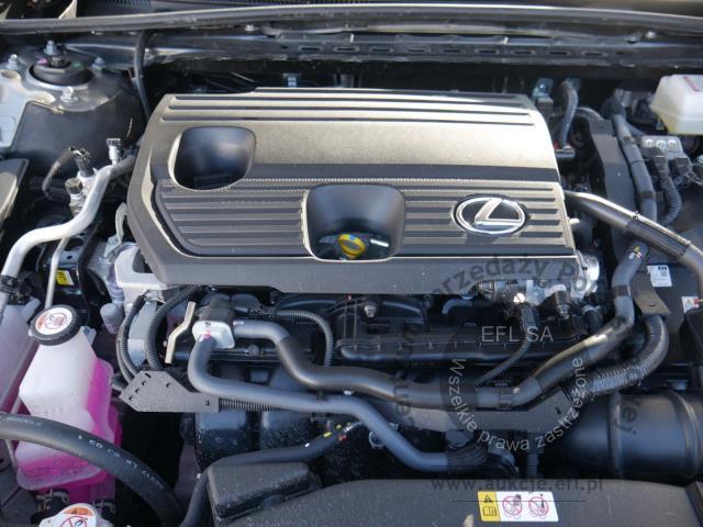 4 - LEXUS ES300H BUSINESS EDITION 2025r.