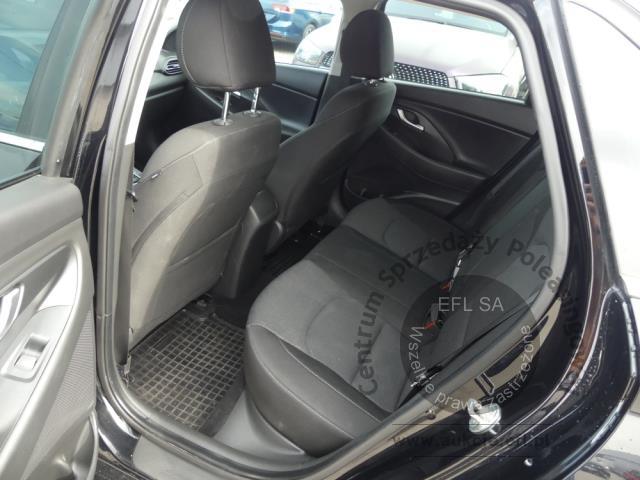 9 - HYUNDAI I30 1.6CRDI COMFORT DCT 2021r.