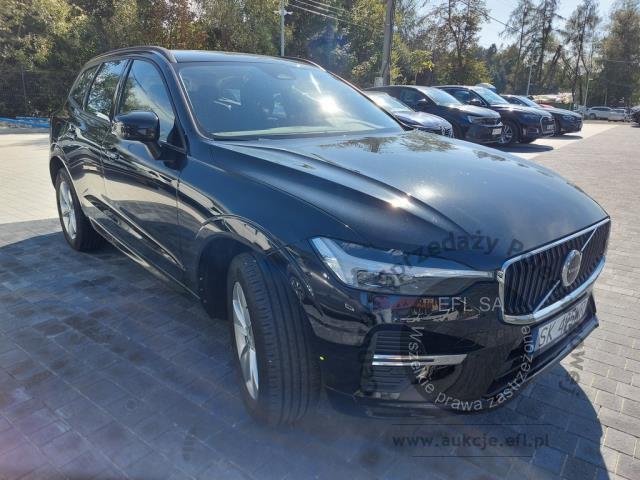 2 - Volvo XC 60 B4 D Essential aut Komb 2022r. SK495WR Uwaga! Pojazd znajduje się w firmie AACAR sp. z o.o. Jawornik 90, 32-400 Myślenice
