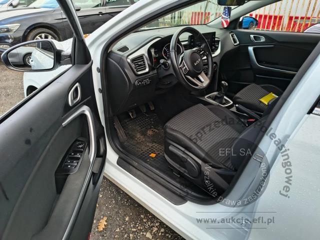 7 - Kia  Cee'd 2022r. WND1954C Pojazd znajduje się w firmie ARCTOS GROUP sp. z o.o. Al. Krakowska 7, 02-183 Warszawa