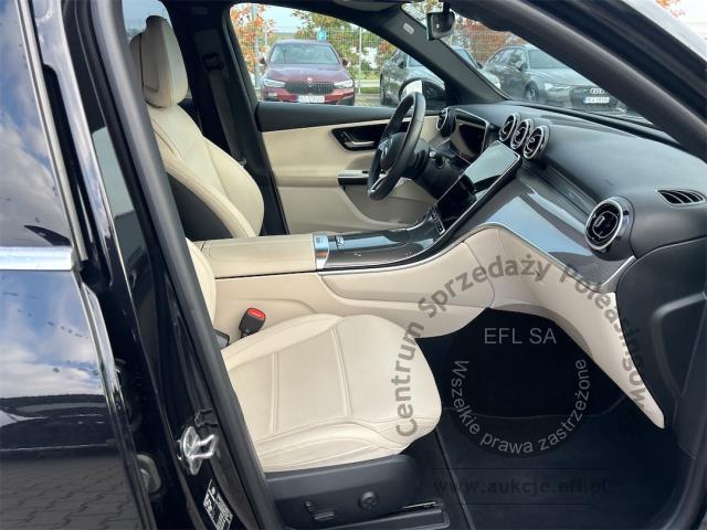 8 - MERCEDES BENZ GLC 300 DE 4-MATIC AVANTGARDE 2024r. DX25629 Pojazd znajduje się w firmie MDM AUTO sp. z o.o. ul. Zawodników 1, 80-729 Gdańsk