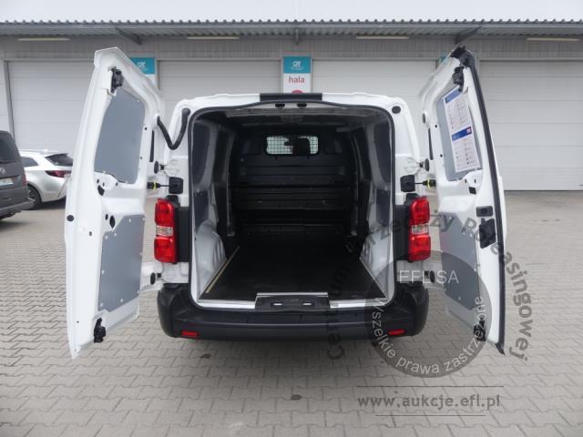 8 - Toyota Proace 2.0 D-4D Long 3,1t 2022r. DW1TM23 Magnice