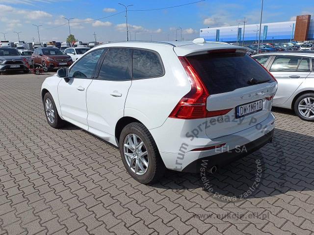 4 - VOLVO XC60 B4 B Momentum 2.0 197KM 2021r. DW1MR10 Magnice