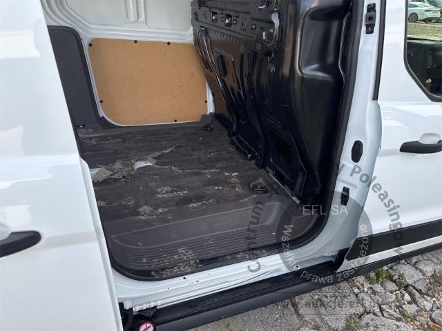 10 - Ford Transit Connect 210 L2 Trend 2021r. SK252VH Magnice