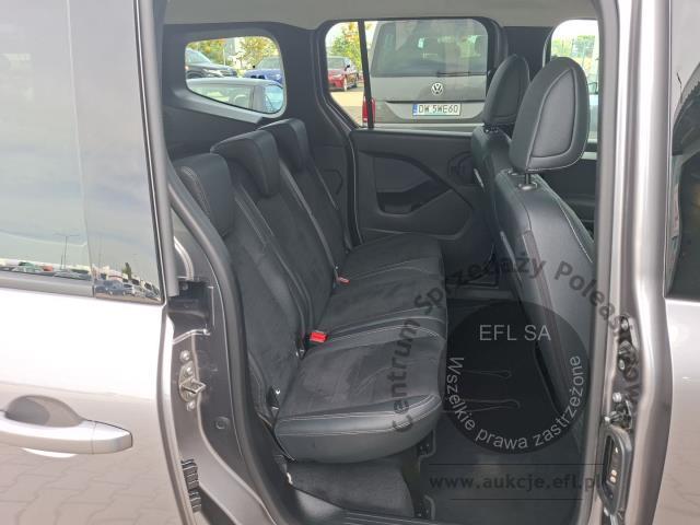 9 - MERCEDES - BENZ  T 180 D PROGRESSIVE AUTOMAT 2023r. DW8VX89 Magnice