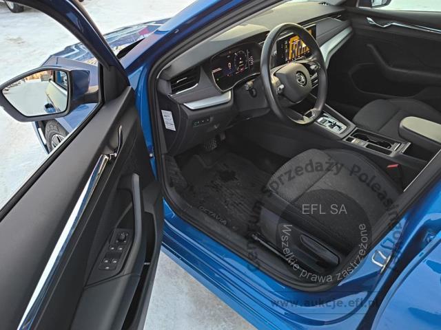8 - Skoda  Octavia  2021r. WI140LH Pojazd znajduje się w firmie ARCTOS GROUP sp. z o.o. Al. Krakowska 7, 02-183 Warszawa