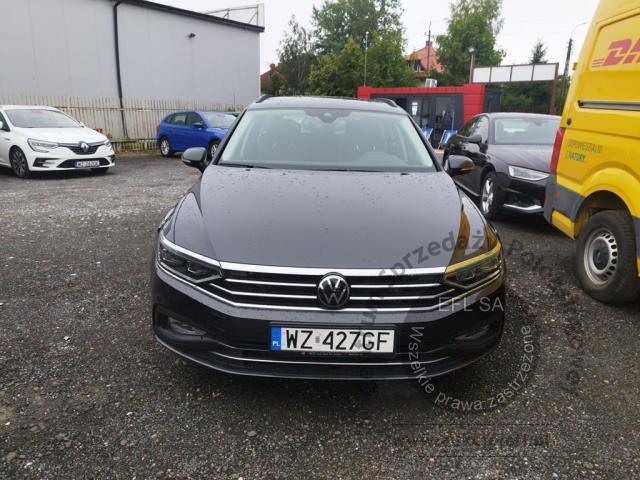 2 - Volkswagen  Passat  2023r. WZ427GF Pojazd znajduje się w firmie ARCTOS GROUP sp. z o.o. Al. Krakowska 7, 02-183 Warszawa