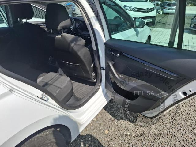 13 - Skoda Octavia 2.0 TDI Ambition DSG Kombi 2023r. SK544XP Pojazd znajduje się w firmie AACAR sp. z o.o. Kasztanowa 5, 32-400 Jawornik