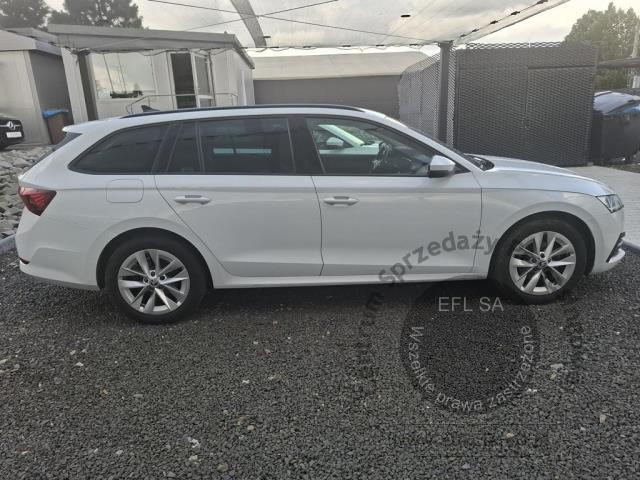 4 - Skoda Octavia 2.0 TDI Ambition DSG Kombi 2023r. SK544XP Pojazd znajduje się w firmie AACAR sp. z o.o. Kasztanowa 5, 32-400 Jawornik