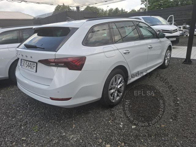 5 - Skoda Octavia 2.0 TDI Ambition DSG Kombi 2023r. SK544XP Pojazd znajduje się w firmie AACAR sp. z o.o. Kasztanowa 5, 32-400 Jawornik