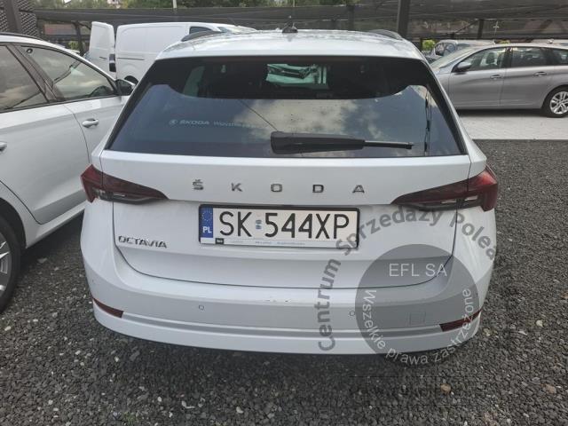 6 - Skoda Octavia 2.0 TDI Ambition DSG Kombi 2023r. SK544XP Pojazd znajduje się w firmie AACAR sp. z o.o. Kasztanowa 5, 32-400 Jawornik