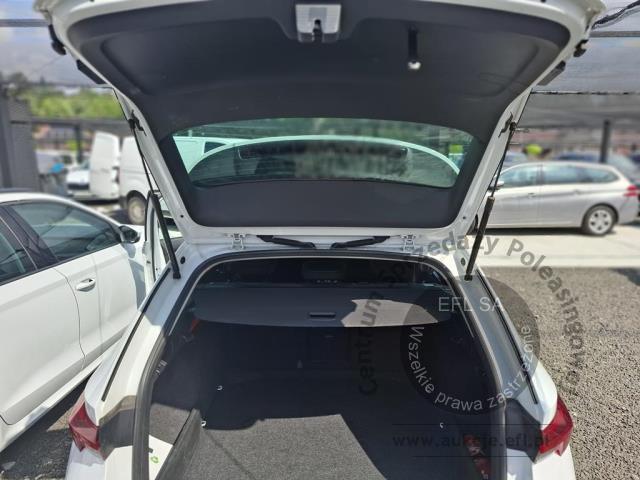 10 - Skoda Octavia 2.0 TDI Ambition DSG Kombi 2023r. SK544XP Pojazd znajduje się w firmie AACAR sp. z o.o. Kasztanowa 5, 32-400 Jawornik