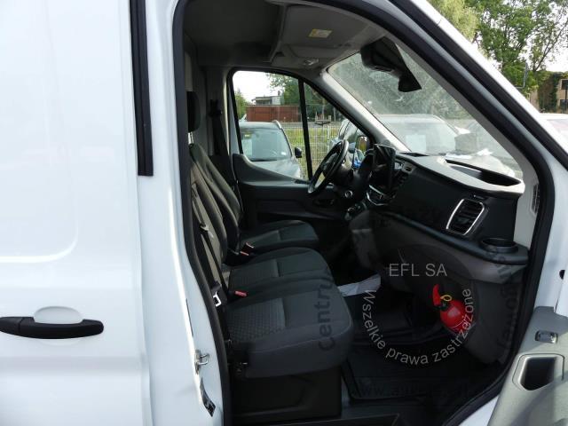 8 - Ford E-Transit 350 L3H2 RWD Trend 2023r. PY44009 UWAGA!! Pojazd znajduje się w firmie AUTO MOTO CENTRUM sp. z o.o. ul. Ostrowska 328 (przy Trasie Katowickiej) 61-312 Poznań