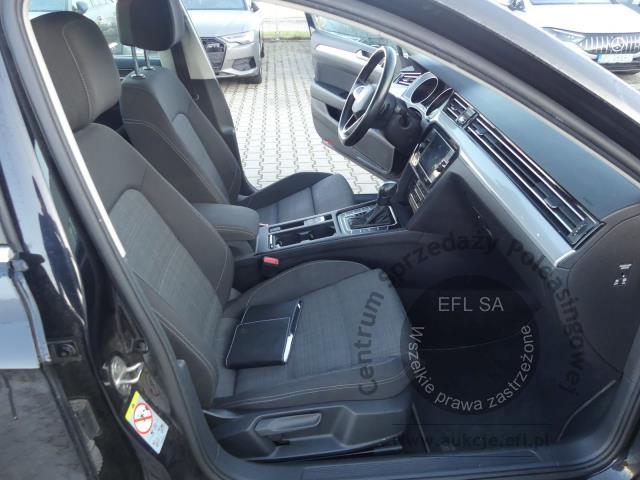 11 - Volkswagen PASSAT 1.5 TSI EVO DSG 2022r. DW1SK89 Magnice