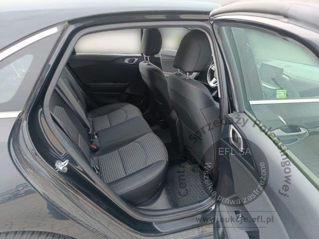 16 - EFL FINANCE KIA CEED 1.0 120KM HATCHBACK 2022r.