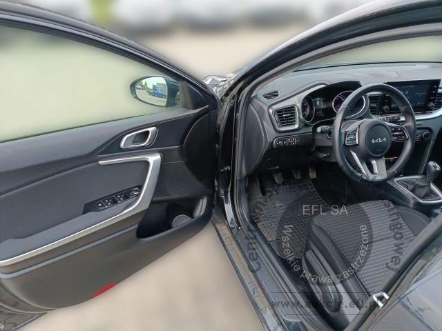 9 - EFL FINANCE KIA CEED 1.0 120KM HATCHBACK 2022r.