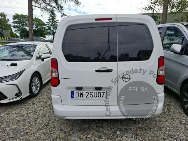5 - Opel  Combo  2022r. DW2SU07 Pojazd znajduje się w firmie AACAR sp. z o.o. Kasztanowa 5, 32-400 Jawornik