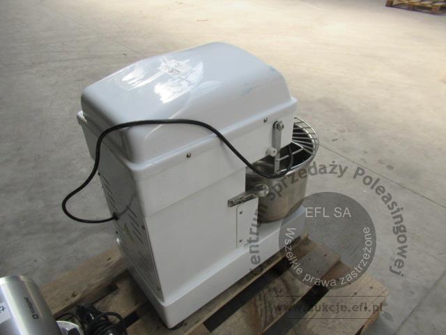 7 - Mikser spiralny do ciasta Stalgast model 786200