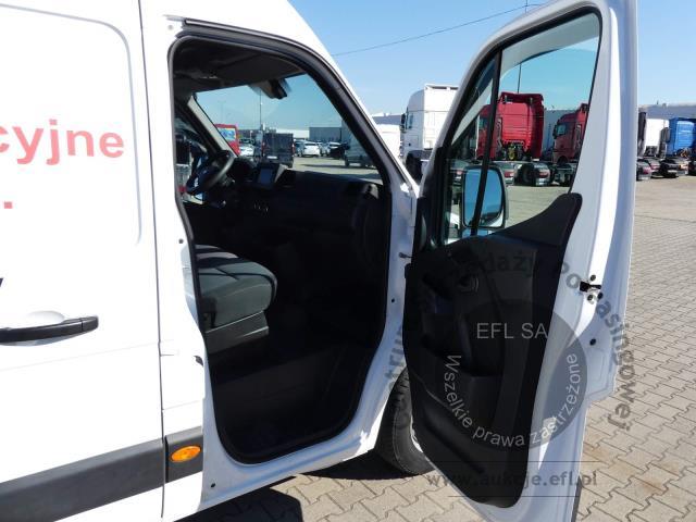 12 - RENAULT MASTER 2.3 145KM FURGON 2022r.