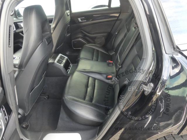 10 - PORSCHE PANAMERA 4 2.9 V-6 E-HYBRID 2018r.