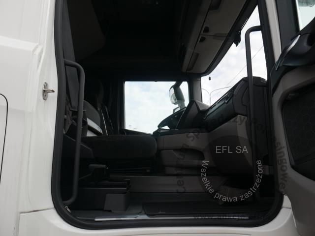 11 - SCANIA R450 A4X2NA AUTOMAT 2023r.