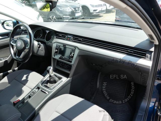 9 - Volkswagen Passat 2.0 TDI EVO Essence 2022r. PO4XH85 AUTO MOTO CENTRUM Sp. z o.o. Poznań 61-312, ul. Ostrowska  328