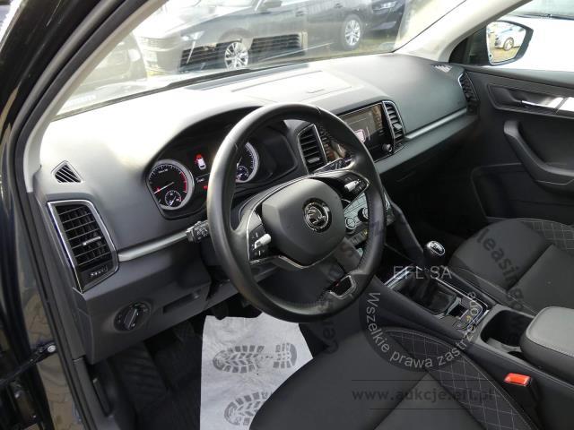 5 - Skoda Karoq 1.5 TSI GPF 4x2 Ambition 2021r. DW7PN52 Pojazd znajduje się w firmie AUTO MOTO CENTRUM sp. z o.o. ul. Ostrowska 328 (przy Trasie Katowickiej) 61-312 Poznań