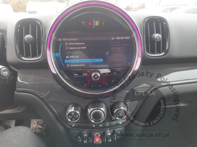 9 - MINI Countryman Cooper aut 2021r. WI393LA Pojazd znajduje się w firmie ARCTOS GROUP sp. z o.o. Al. Krakowska 7, 02-183 Warszawa