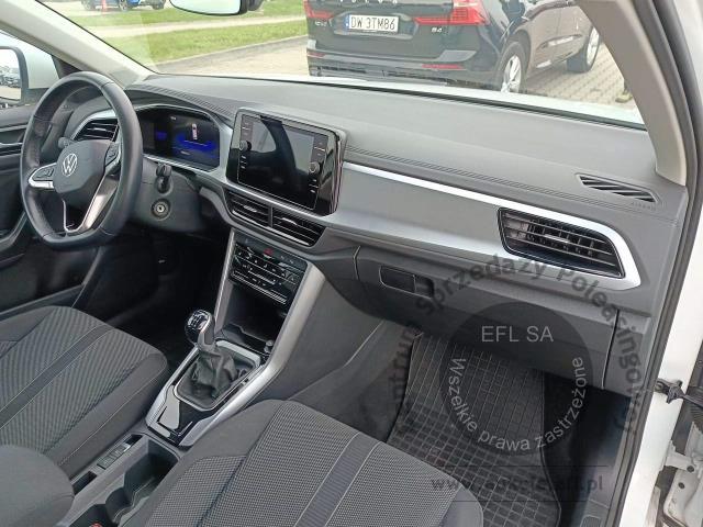 12 - Volkswagen T-ROC 1.5 TSI Life Hatchback 2023r. DW6VX75 UWAGA!! Pojazd znajduje się w firmie Arctos Sp. z o.o. Warszawa, Al. Krakowska 7, 02-183 Warszawa