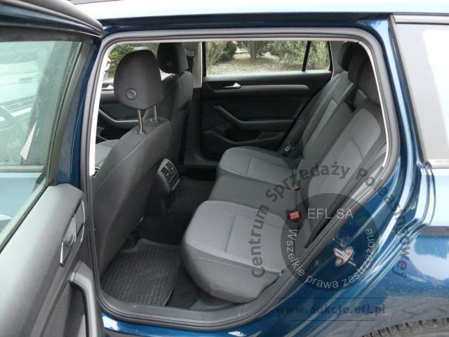 9 - Volkswagen Passat 2.0 TDI EVO Essence 2022r. PO6WY28 UWAGA!! Pojazd znajduje się w firmie AUTO MOTO CENTRUM sp. z o.o. ul. Ostrowska 328 (przy Trasie Katowickiej) 61-312 Poznań