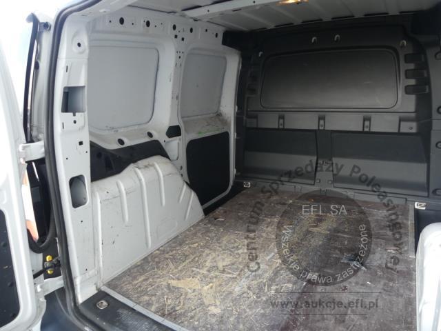 7 - Volkswagen Caddy Cargo 2.0 TDI Furgon 2021r. DW4RE42 Magnice