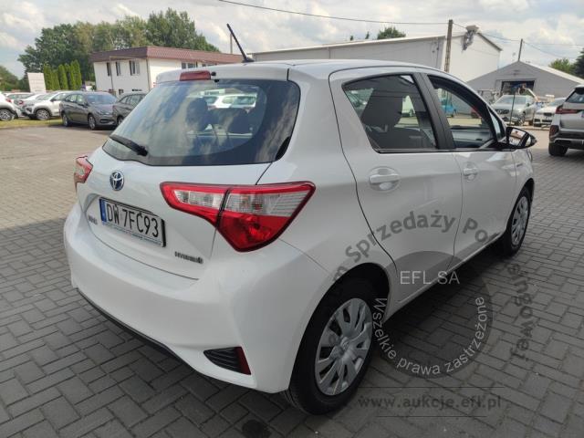 4 - Toyota Yaris Hybrid 100 Active 2019r. DW7FC93 UWAGA!! Pojazd znajduje się w lokalizacji: Janki, Al. Krakowska 52, 05-090 Janki