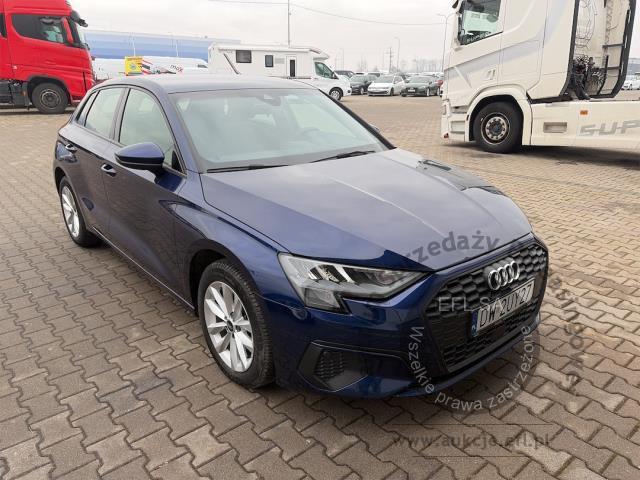 5 - Audi A3 30 TDI S tronic Hatchback 2023r. DW2UY27