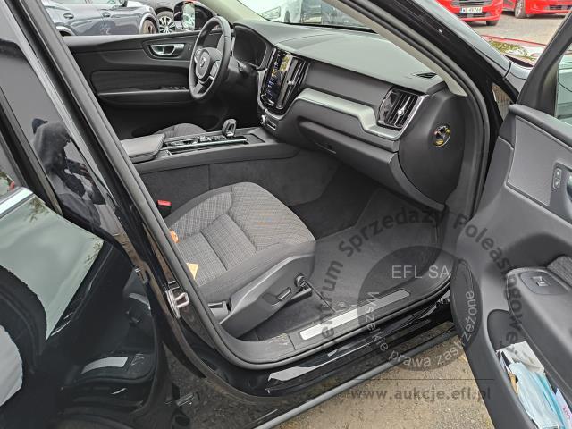 12 - VOLVO XC60 B4 D AWD Core aut 2022r. WW942TF UWAGA!! Pojazd znajduje się w firmie Arctos Sp. z o.o. Warszawa, Al. Krakowska 7, 02-183 Warszawa