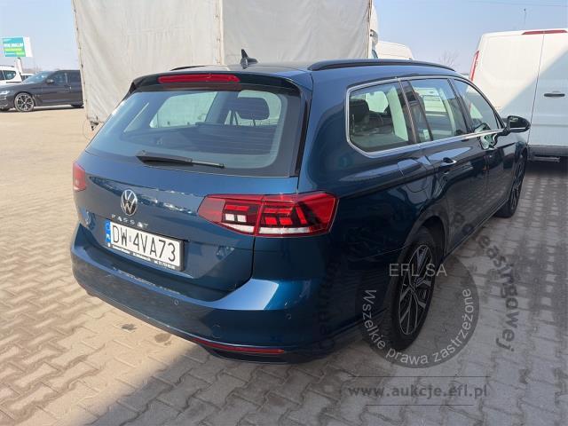 4 - Volkswagen Passat 2.0 TDI EVO Business DS 2023r. DW4VA73 Magnice
