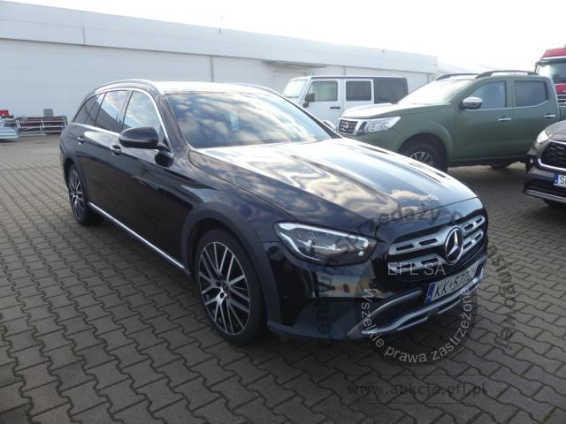 4 - MERCEDES-BENZ E200 4-Matic All-Terrain 2020r.