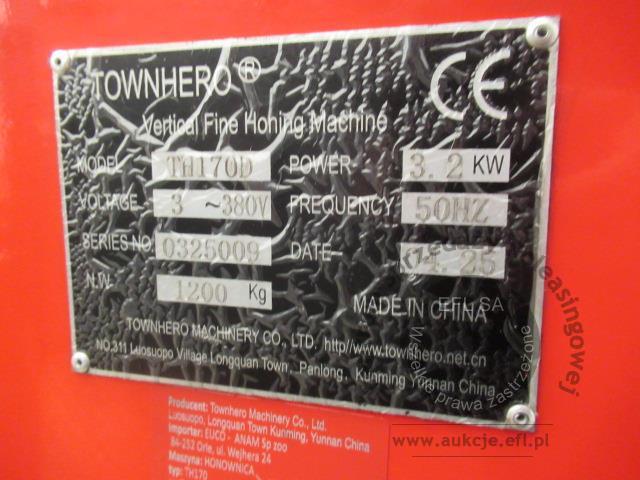 14 - Pionowa honownica do cylindrów TOWNHERO Machinery 2025r.