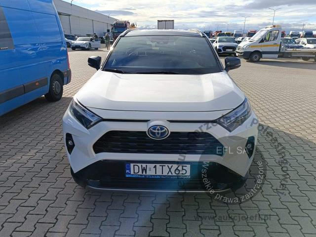 2 - Toyota RAV4 2.5 Hybrid Selection 4x4 2022r. DW1TX65 Magnice