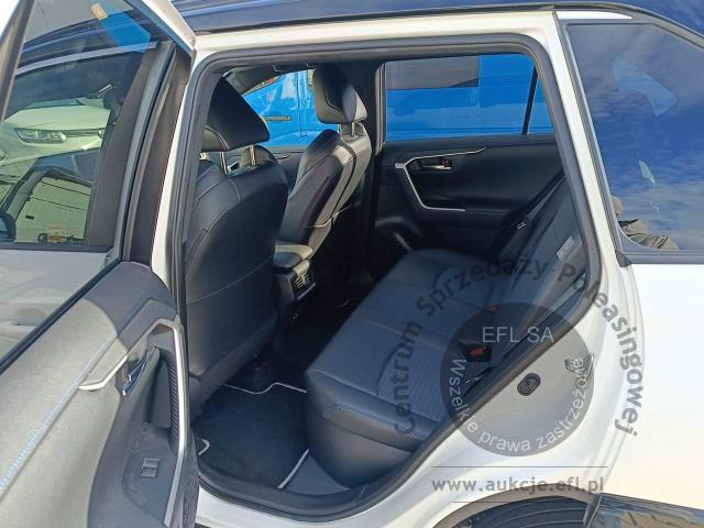 8 - Toyota RAV4 2.5 Hybrid Selection 4x4 2022r. DW1TX65 Magnice