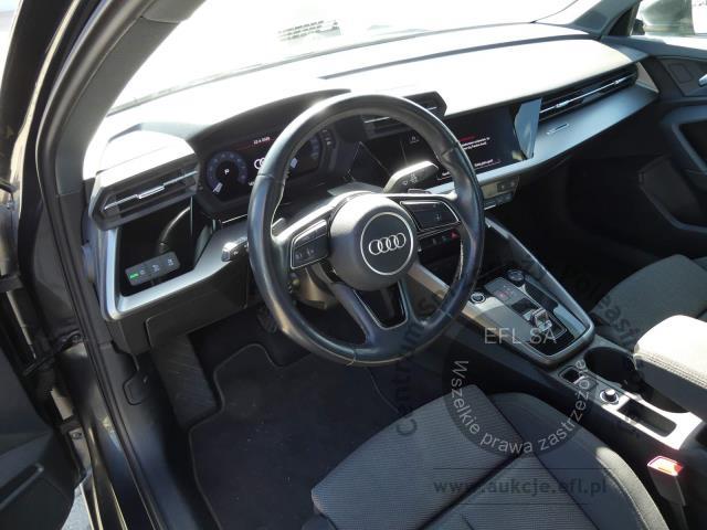 5 - Audi A3 35 TFSI mHEV S tronic 2023r. DW9VK21 Magnice