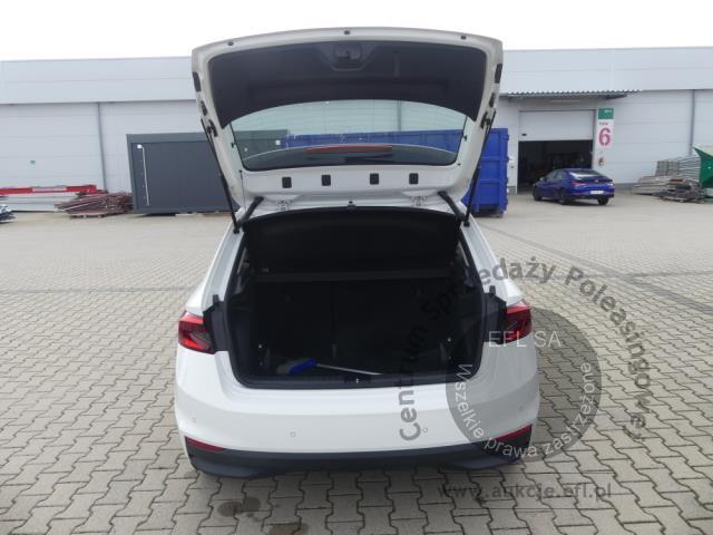 9 - Skoda Fabia 1.0 Ambition Hatchback 2023r. DW7VT12 Magnice